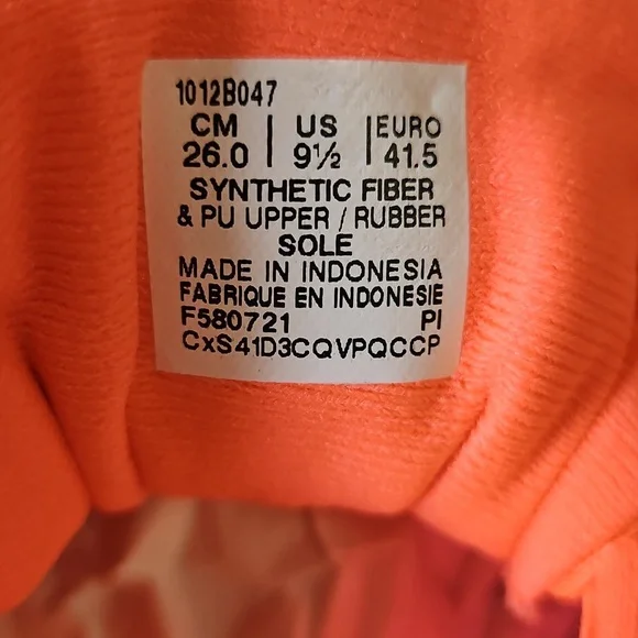 NWT Asics Kayano 28 - Picture 3 of 6